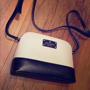 Kate Spade Mini Crossbody ♠️